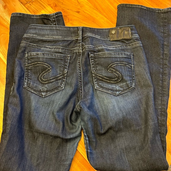 Silver Suki jeans - Picture 3 of 3